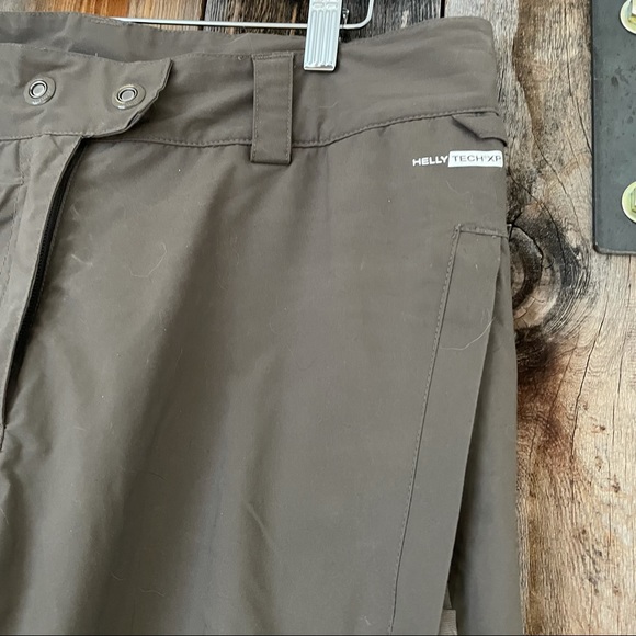 Helly Hansen waterproof ski/snowboarding pant - Picture 2 of 7